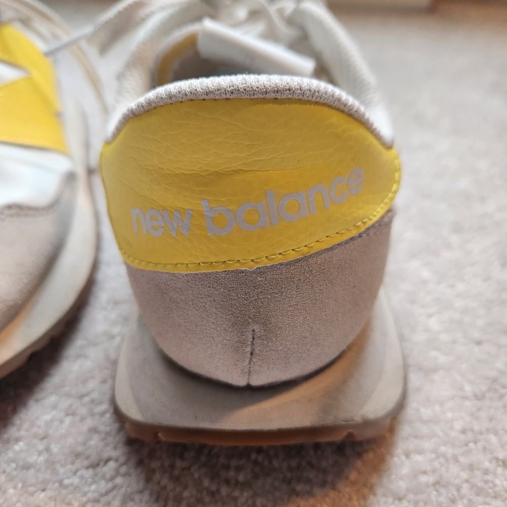 New Balance, Yellow And White Sneakers, Womens Size 9.5 - Picture 9 of 9